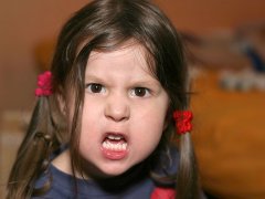 توصیه برای جیغ زدن کودکان (مطلب)