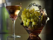 ۱۵فایده و خاصیت آب انگور برای سلامتی