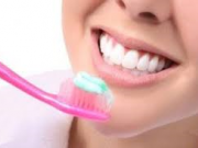 آشنایی با خوراکی های مفید برای سلامت دهان و دندان