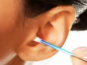 چرا نباید داخل گوشتان را تمیز کنید