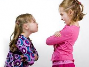 چگونه با کودک بد قلق برخورد کنیم؟