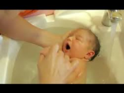 آیا در حمام کردن کودکتان دچار مشکل هستید؟