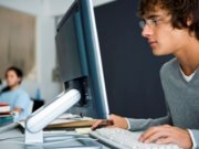 مانيتورها با چشم شما چه می کنند؟