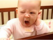 علت بی خوابی شبانه نوزادان