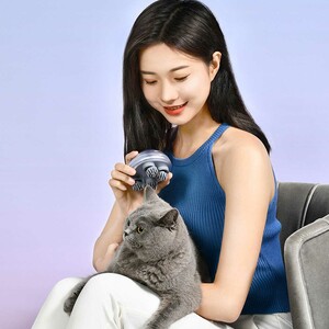 ماساژور قابل شارژ ناحیه سر