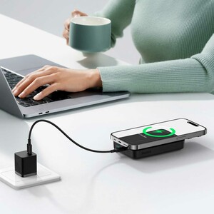 پاوربانک وایرلس 15 وات و تایپ سی 30 وات بیسوس