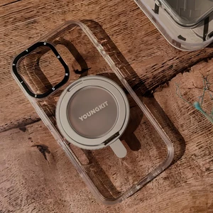 کاور و گارد شفاف مگ سیف استند شو آیفون 16 پرو یانگ کیت