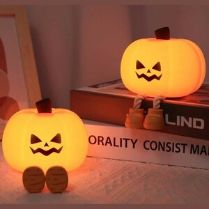 خرید چراغ خواب فانتزی رومیزی شارژی طرح کدو تنبل ایکس‌او