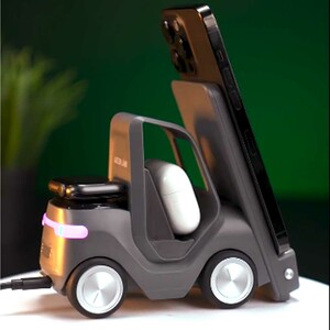 شارژر وایرلس، استند، ساعت دیجیتال و چراغ خواب رومیزی 15 وات گرین لاین