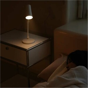 قیمت چراغ مطالعه رومیزی شارژی و شارژر وایرلس