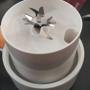 قیمت مخلوط‌کن و آبمیوه‌گیری شارژی قابل حمل شیائومی