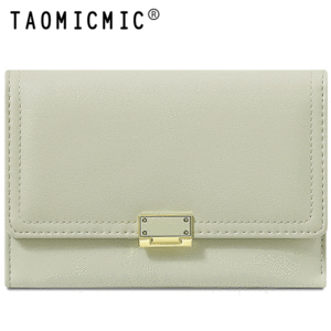 کیف پول زنانه رنگ سبز با طراحی مدرن