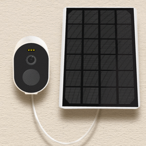 خرید دوربین هوشمند بی‌‌سیم با پنل خورشیدی  بلورمز