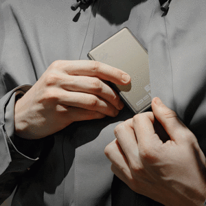 پاوربانک وایرلس 15 وات، تایپ سی 20 وات و یو اس بی 22.5 وات