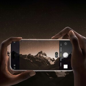 خرید قاب مگنتی شفاف آیفون 16 پرو ویوو