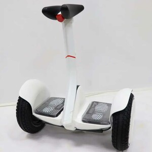 اسکوتر برقی اسپیکردار ناین‌بات شیائومی