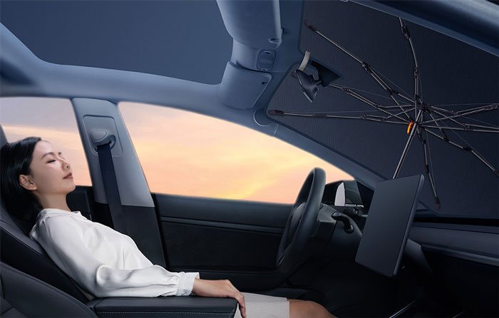 سایه بان شیشه خودرو