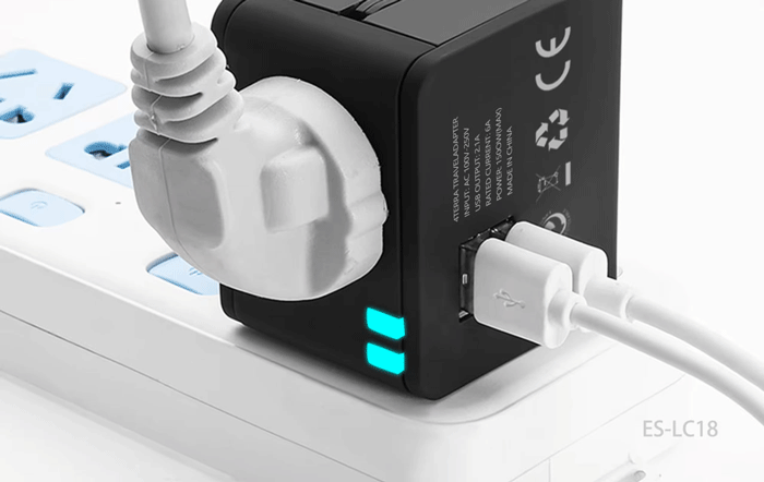 شارژ همزمان چند دستگاه آداپتور