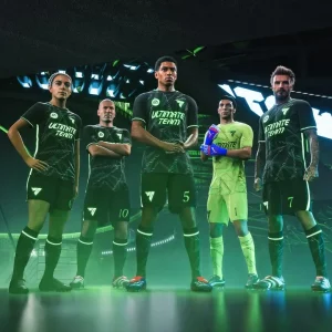 بازی FC25 برای PS5 (کارکرده)