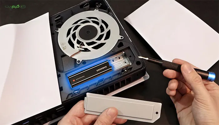 باز کردن پوشش اسلات  SSD
