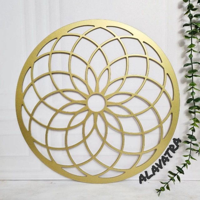 دیوار کوب فلزی هندسه مقدس