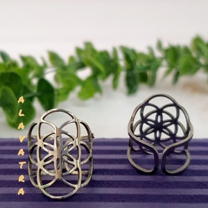 انگشتر هندسه مقدسِ دانه‌ی زندگی