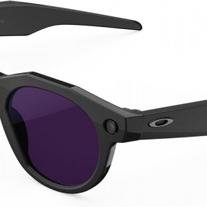 عینک هوشمند اوکلی متا رنگ مشکی با عدسی ترنزیشن انتقالی از شفاف به بنفش ارغوانی OAKLEY META HSTN 00W8002