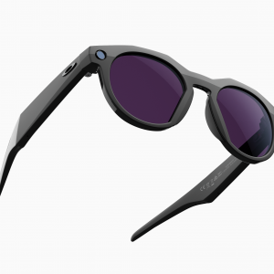 عینک هوشمند اوکلی متا رنگ مشکی با عدسی ترنزیشن انتقالی از شفاف به بنفش ارغوانی OAKLEY META HSTN 00W8002