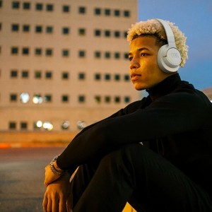 هدفون بلوتوثی جی بی ال مدل JBL Tune 720 BT