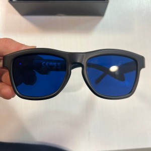 عینک هوشمند JBQ با قابلیت ترجمه چند حالته پخش موسیقی و لنزهای الکترو کرومیک تغییر رنگ دهنده