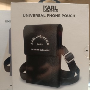 کیف موبایل  پاسپورتی کارل لاگرفلد به همراه بند و جاکارتی  مدل Karl Lagerfeld UNIVERSAL PHONE POUCH