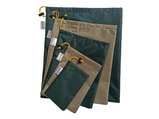 کاور نظم‌دهنده دانانیک B5