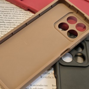 کاور مدل Puffer مناسب برای گوشی موبایل سامسونگ Galaxy J4 Plus