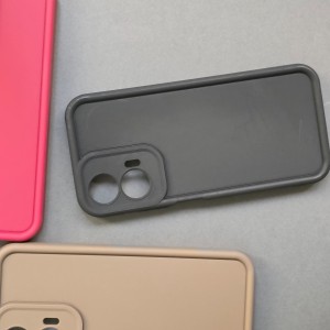 کاور Solid مخصوص گوشی Moto G35 با طراحی مقاوم و ضدضربه نمای نزدیک