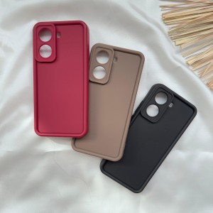 کاور مدل Solid مناسب برای گوشی موبایل موتورولا Moto G35