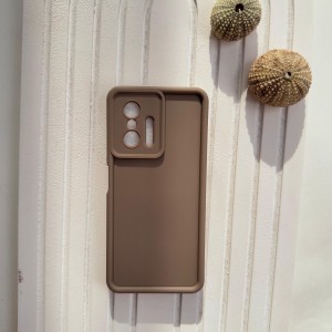 کاور 11T Pro مدل سیلیکونی