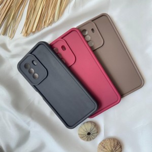 کاور سیلیکونی Y70 Plus
