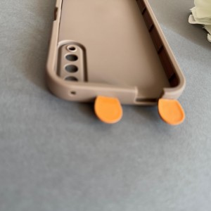 کاور عروسکی Nova 10 se