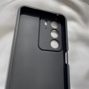 کاور سیلیکونی طرح دار Realme C75