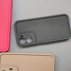 قاب سیلیکونی moto e15