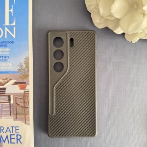 کاور مدل Carbonix مناسب برای گوشی موبایل تکنو Camon 40