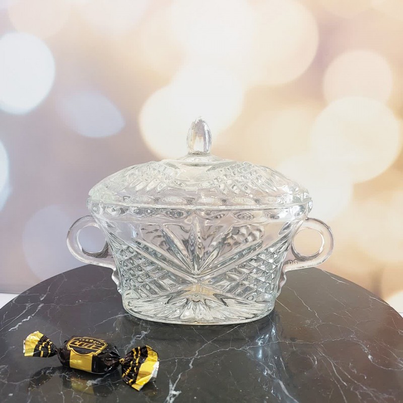 شکلات خوری درب دار سان استار