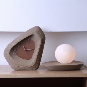 ساعت رومیزی دکوراتیو مثلث منحنی بِتُنی  راچین مدل 1160