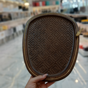 شیرینی خوری مثلث آسا مدل دایان