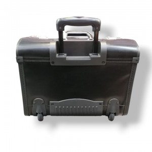 چمدان خلبانی پیرگاردن