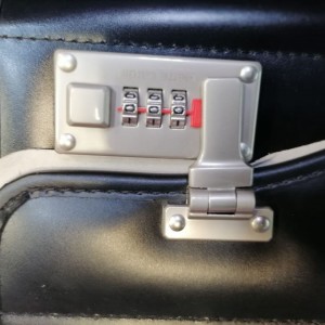 چمدان خلبانی پیرگاردن