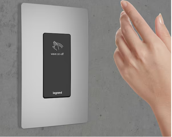 لگراند ارائه دهنده کلیدهای بدون نیاز به لمس مخصوص اتاق تمیز