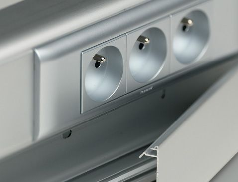 معرفی و فیلم تجهیزات شبکه زیرساخت لگراند