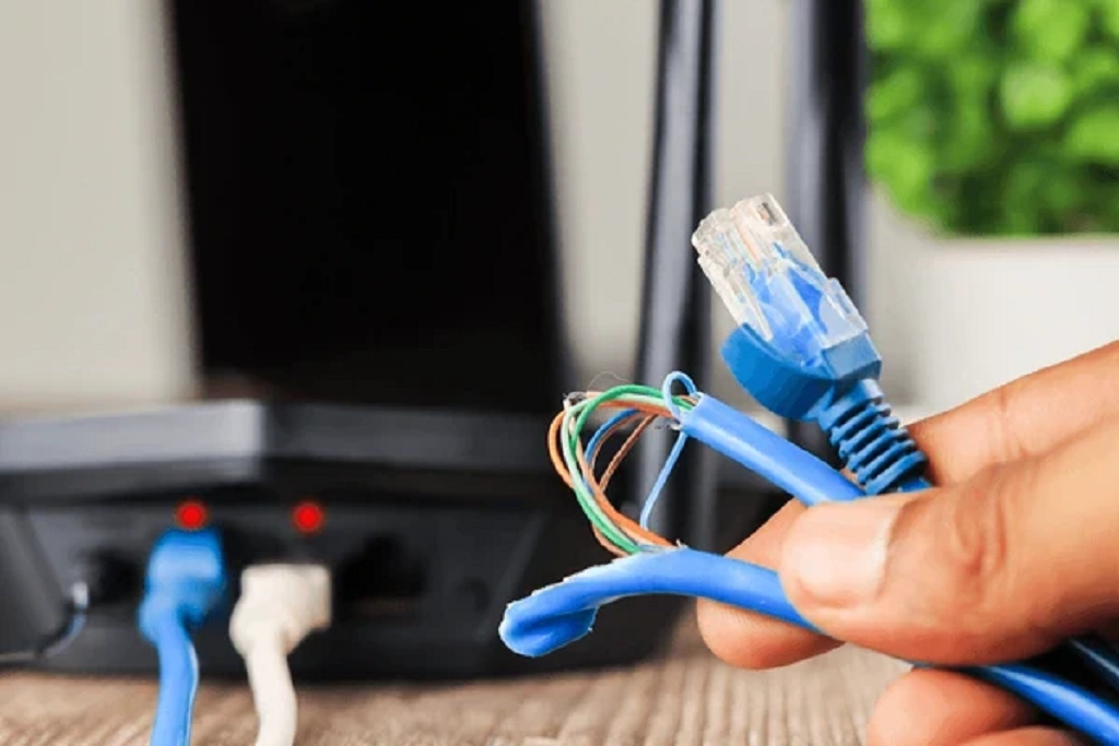 چرا کابل‌های شبکه زود آسیب می‌بینند و چگونه از آن جلوگیری کنیم؟