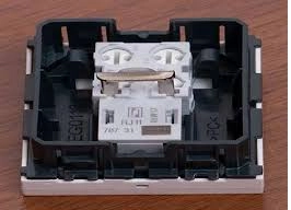 راهنمای انتخاب کیستون تلفن لگراند با قیمت روز و نکات کاربردی